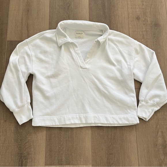 Abercombie & Fitch Women L White Sweatshirt Pullover Dropped Shoulders Cropped - Picture 1 of 8